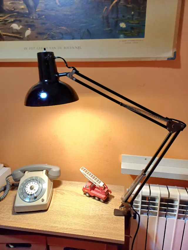 Lámpara flexo retro Bélgica metal