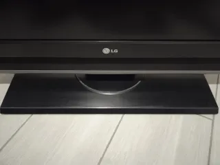 Televisión LG 32 pulgadas Negra