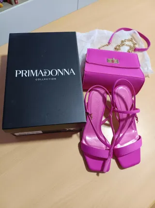 Conjunto Primadonna: Bolso y Sandalias Rosa