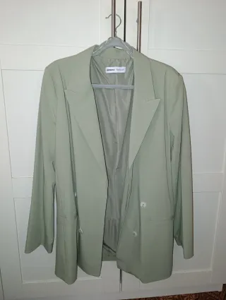 Americana Bershka verde