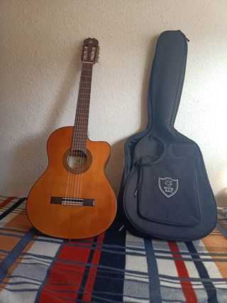 Guitarra Admira Juanita ECF Electroclasica