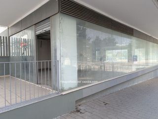 Local comercial en venta en Sant Joan Despí