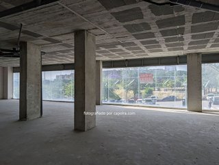 Local comercial en venta en Sant Joan Despí