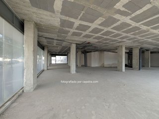 Local comercial en venta en Sant Joan Despí
