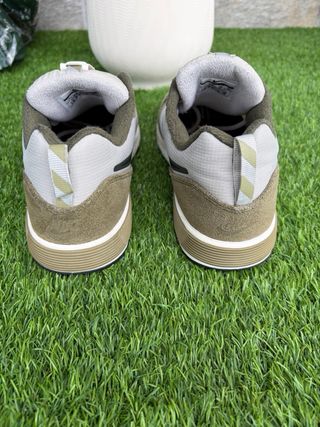 Zapatillas Nike Talla 40 Beige y Verde Oliva