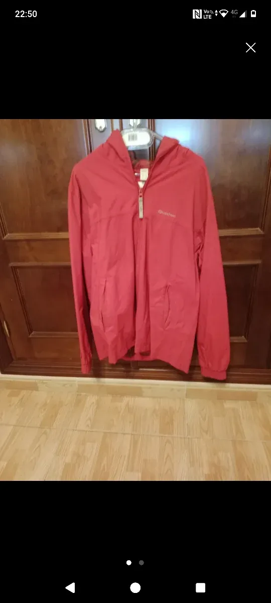Chaqueta impermeable roja Talla M