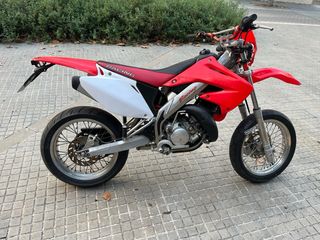 Honda HM 50 y Aprilia SXR 50 Porta bicicletas bola
