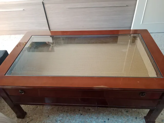 Mesa/Mesita cafe de madera con tapa de cristal