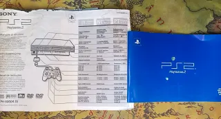 PlayStation 2 Plateada en caja