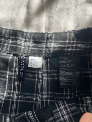 Falda mini cuadros blanco y negro