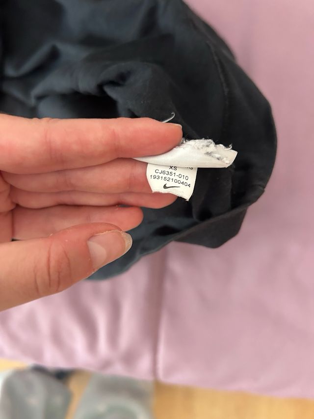 Camiseta Nike Negra Crop Top