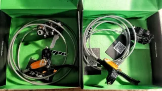 Frenos Hope Tech4 E4 + Discos 220mm