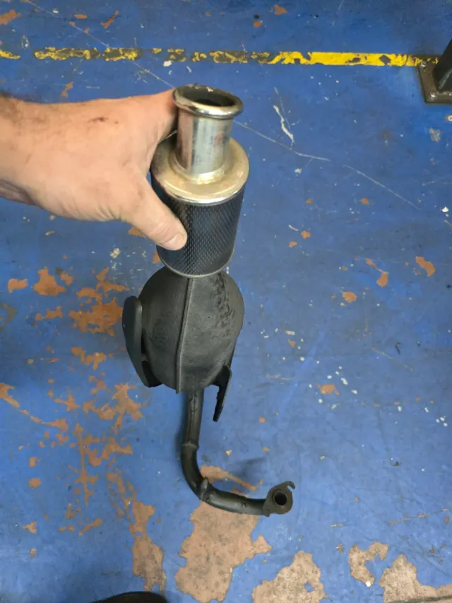 Escape Peugeot Speedfight 1