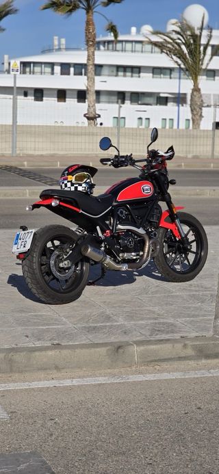 Ducati Scrambler 800 Icon 2020