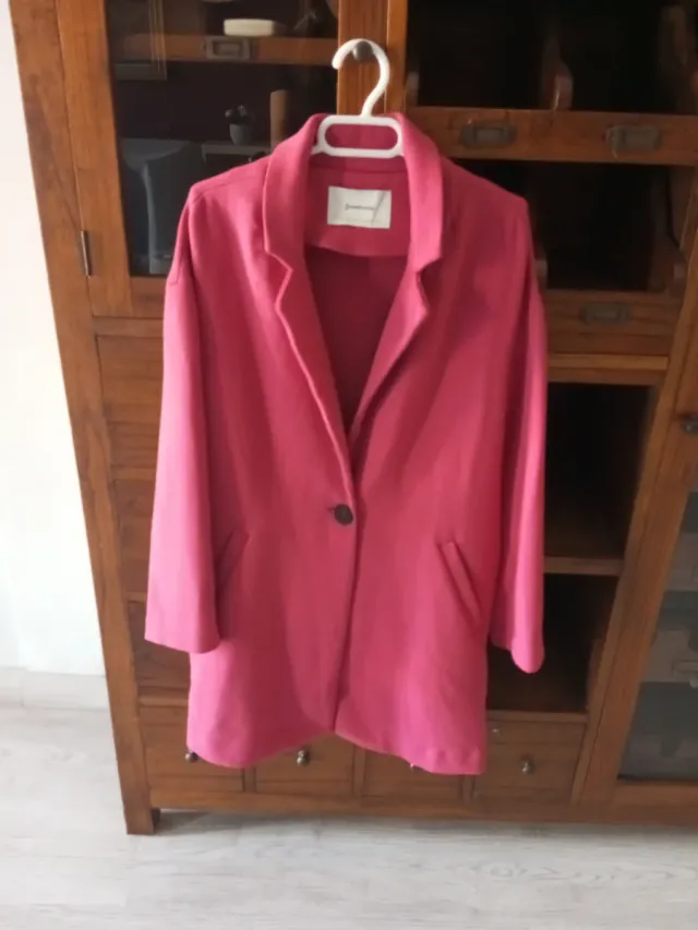 Abrigo Stradivarius Rosa Talla M