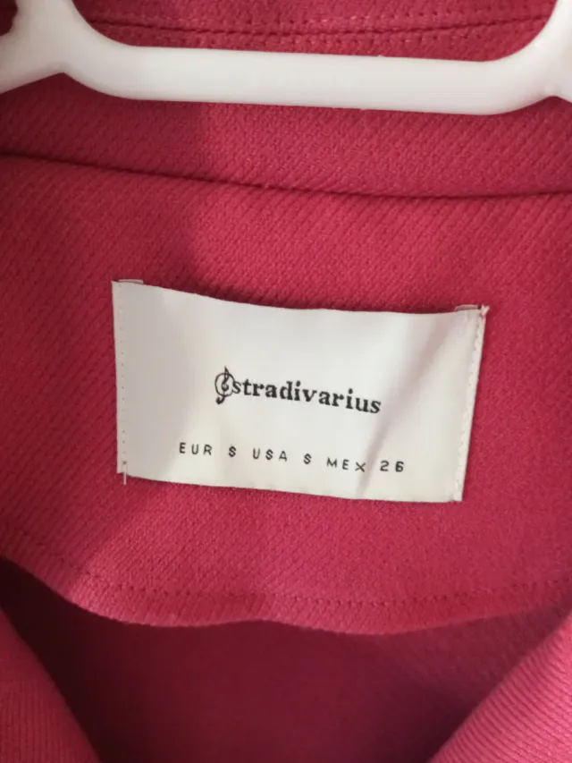 Abrigo Stradivarius Rosa Talla M