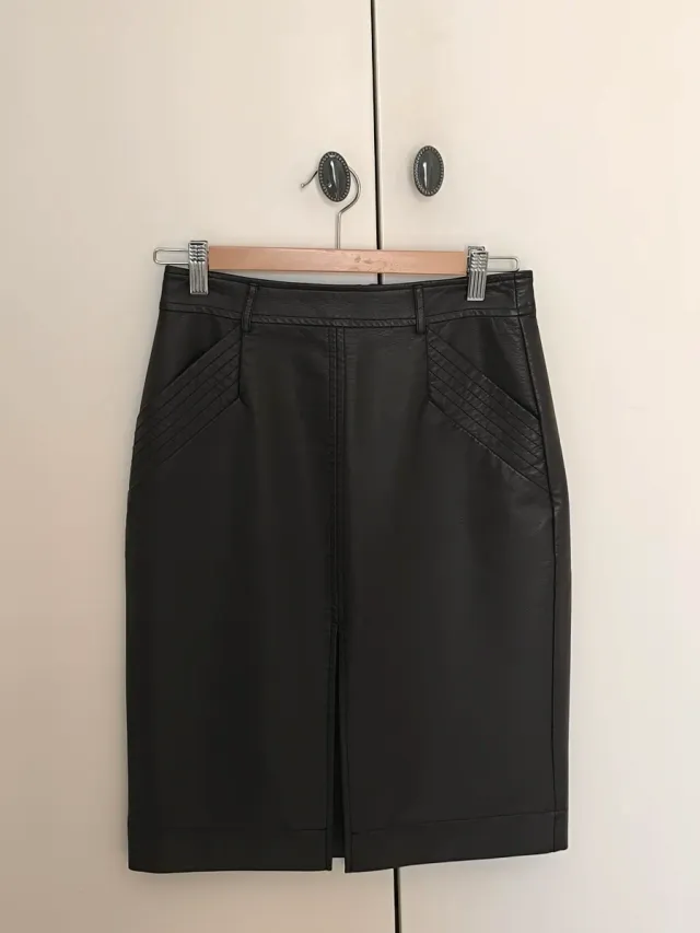 Falda polipiel marrón chocolate