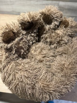 Cama para mascotas mullida y cómoda