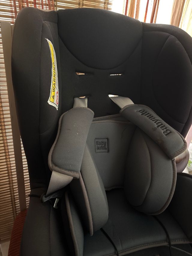 Silla coche bebé negra