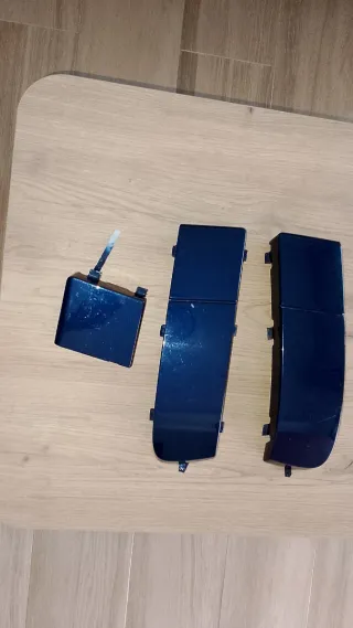 Tapa paragolpes antiniebla azul