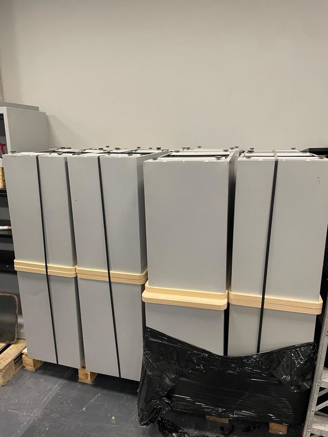 Mobiliario de oficina metálico