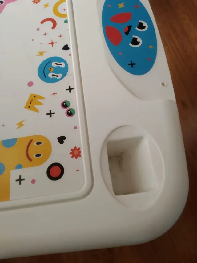 Pupitre infantil con silla