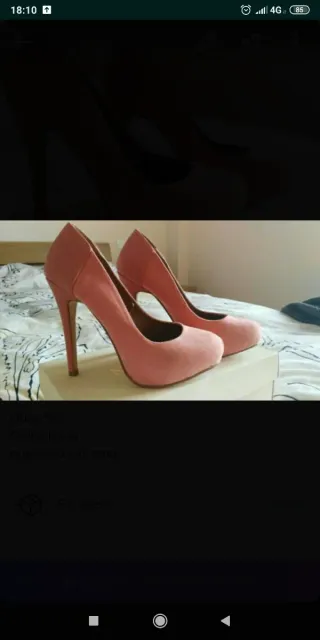 Zapatos de tacón rosa