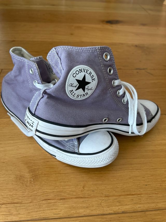 Zapatillas Converse  All star moradas Talla 40 M
