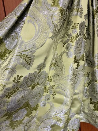 Traje de fallera siglo XVIII plata