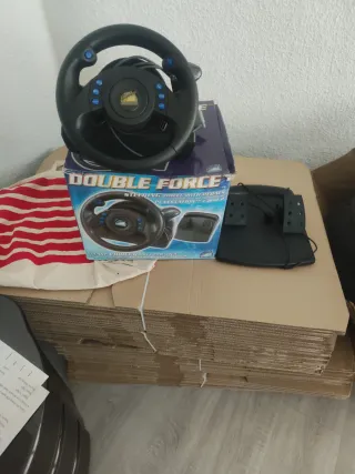 Volante Thrustmaster Double Force con pedales