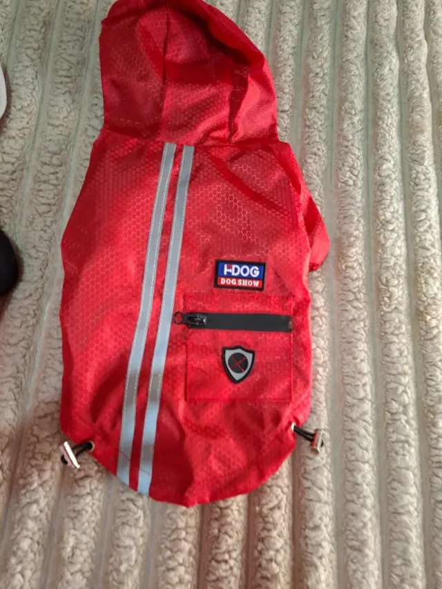 Ropa para mascotas (rosa y rojo)