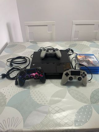 Consola PS4 Negra + 3 Mandos + Juegos