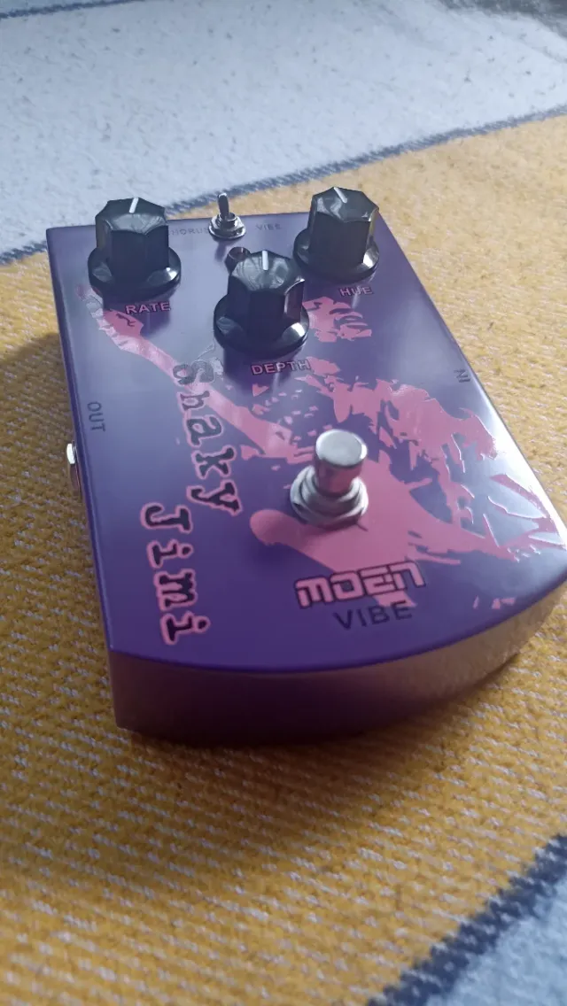 Pedal Guitarra Moen Shaky Jimi vibe (Univibe)