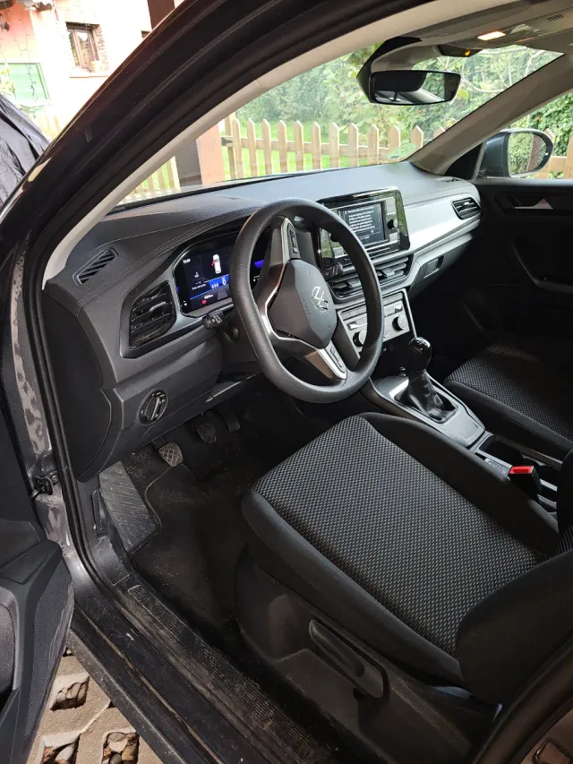 Volkswagen T-Roc 2023