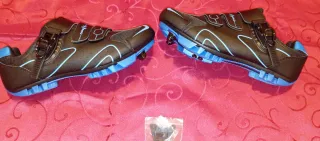 Zapatillas Ciclismo Hombre Negras y Azules