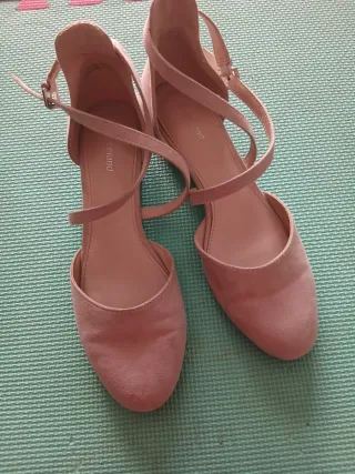 Zapatos tacón bajo rosa