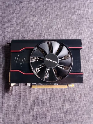 Tarjeta Gráfica 4GB Sapphire RX 550 - Como Nueva