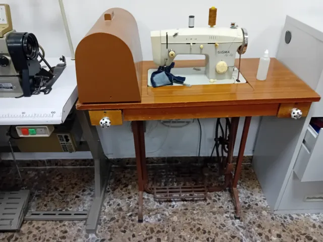 Máquina de coser Sigma Zig-Zag