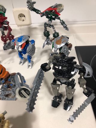 Lote 9 Figuras Bionicle Lego