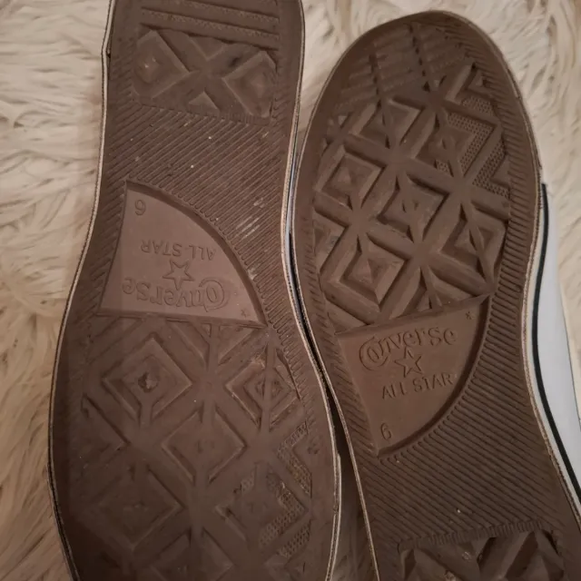 Converse plataforma beige y blancas