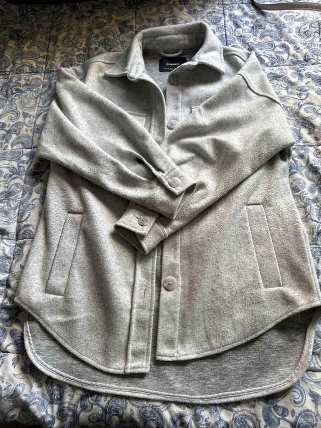 Chaqueta Stradivarius Gris Talla M