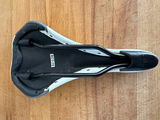 Sillín SCOTT blanco casi nuevo