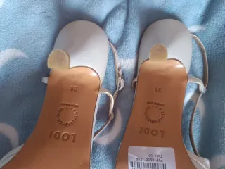 Zapatos LODI beige/dorados elegantes