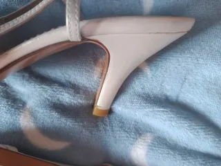 Zapatos LODI beige/dorados elegantes