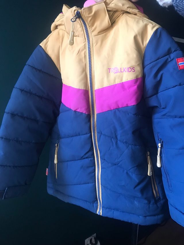 Chaqueta Trollkids 6 años