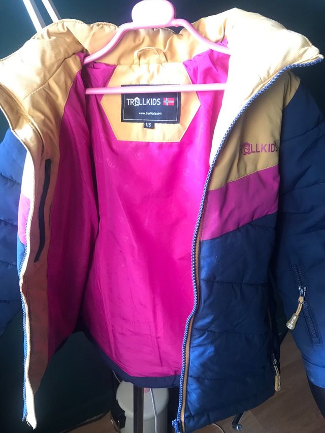 Chaqueta Trollkids 6 años