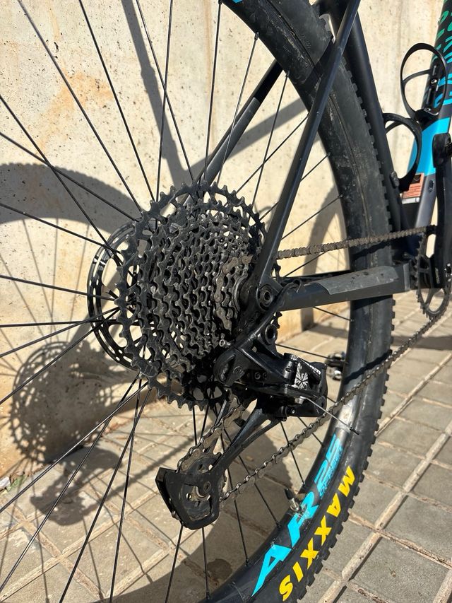 Canyon Exceed CF SL 5.0 Talla L | Carbono | Tija telescópica