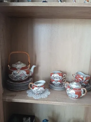 Juego de té japonés porcelana y bambú.en persona