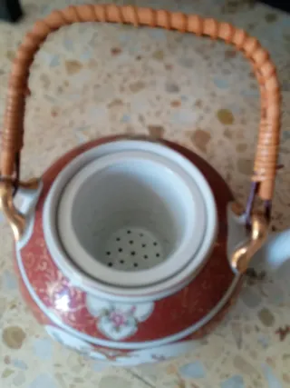 Juego de té japonés porcelana y bambú.en persona