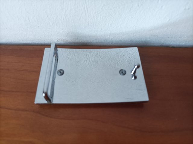 Hebilla Dolce & Gabbana D&G Negra y Plateada